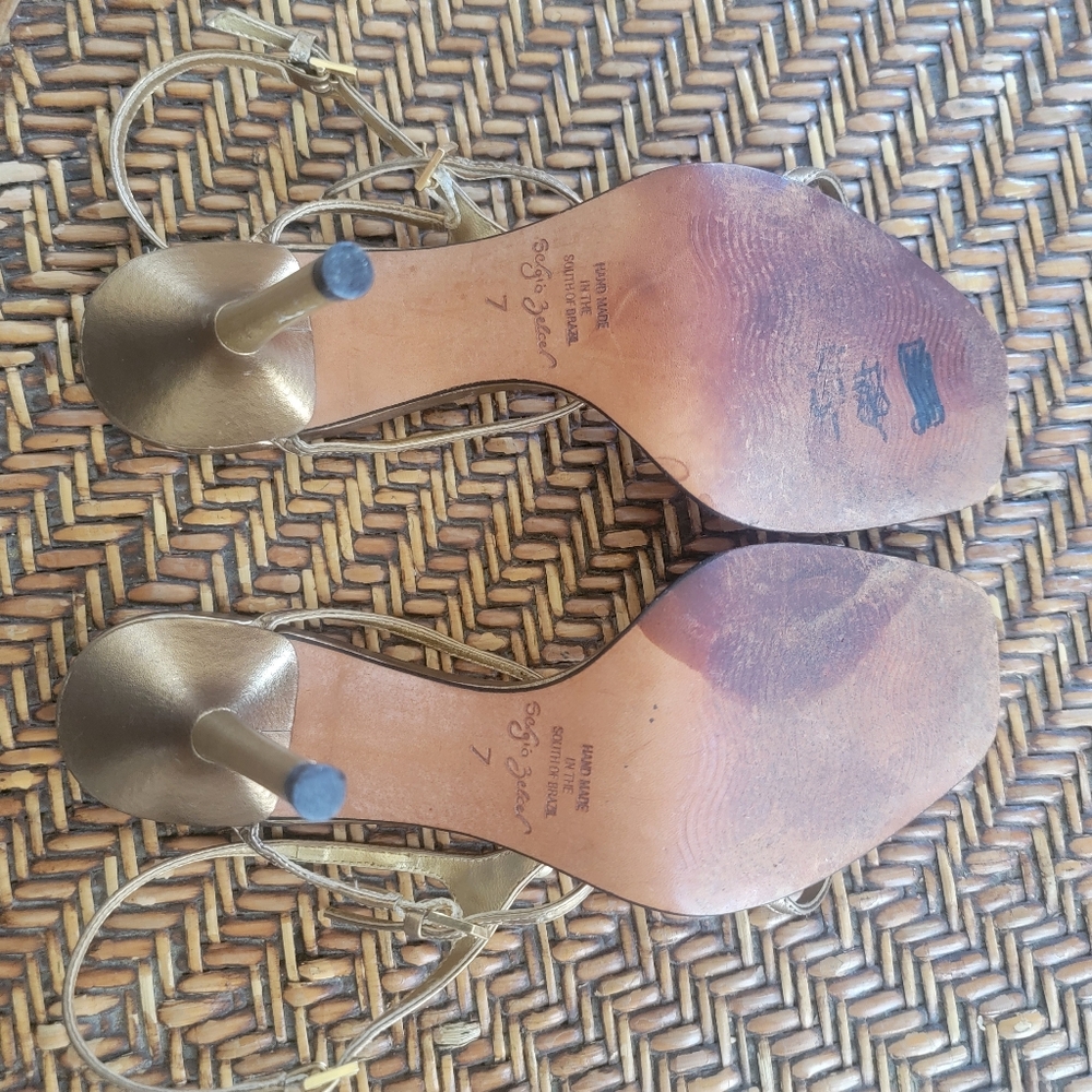 Sergio Zelcer Gold Strappy Sandals with Rhinestone Accents Size 7 - Picture 7 of 7
